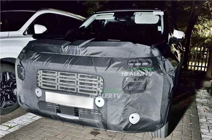 Read more about the article Next-gen Hyundai Venue India launch in October 2025, spy shot leaked